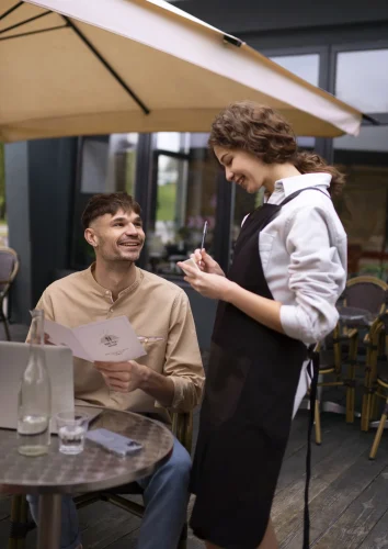 Serveur dans une chaine de restaurant